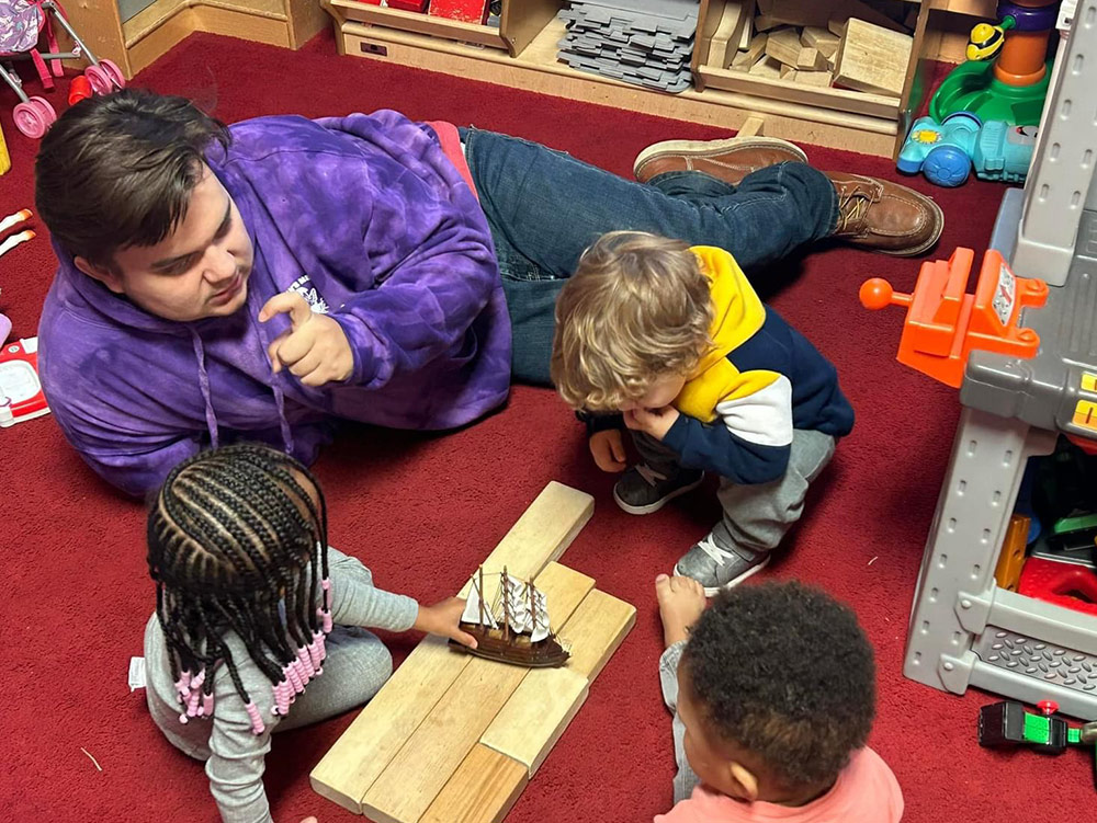 Pre-K Advanced - light table